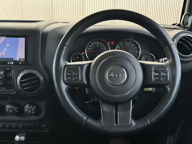 クライスラー・ジープ ジープ ラングラー アンリミテッド スポーツ 長野県 2017(平29)年 2.7万km シルバー LEXXEL WHEEL17インチ / WILD BOARアシストグリップ/ 純正ラバーマット / カロッツェリア2DINナビ / バックカメラ / サイドカメラ / 地デジTV/ MSV リアキャリア / クルーズコントロール / ETC / キーレス / コーナーセンサー