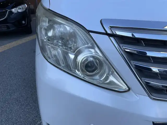 トヨタ アルファード 240G 兵庫県 2012(平24)年 8.7万km ホワイトパールクリスタルシャイン (株)IDOMが運営する【じしゃロン西宮店】の自社ローン対象車両になります。こちらは現金ご利用時の価格です。/自社ローンご希望の方は別途その旨お申付け下さい。/＊ETC/＊バックカメラ/＊クルーズコントロールあり/＊パワステ/＊パワーウィンドウ/＊フルセグ/＊オットマン/＊パワーシート/＊両側パワスラ/＊横滑り防止装置/＊オートライト/＊コーナーセンサー