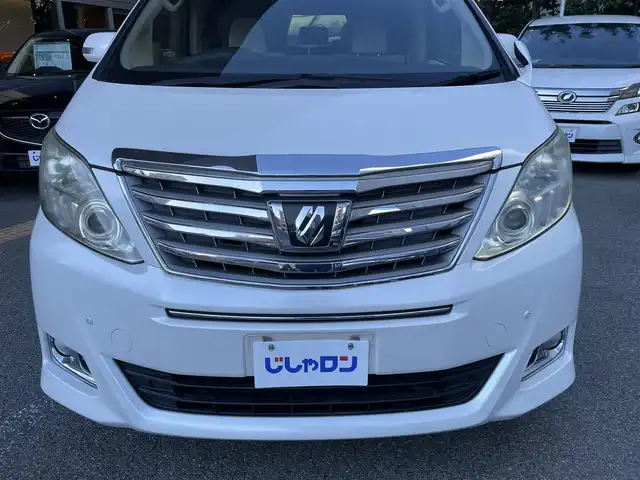 トヨタ アルファード 240G 兵庫県 2012(平24)年 8.7万km ホワイトパールクリスタルシャイン (株)IDOMが運営する【じしゃロン西宮店】の自社ローン対象車両になります。こちらは現金ご利用時の価格です。/自社ローンご希望の方は別途その旨お申付け下さい。/＊ETC/＊バックカメラ/＊クルーズコントロールあり/＊パワステ/＊パワーウィンドウ/＊フルセグ/＊オットマン/＊パワーシート/＊両側パワスラ/＊横滑り防止装置/＊オートライト/＊コーナーセンサー