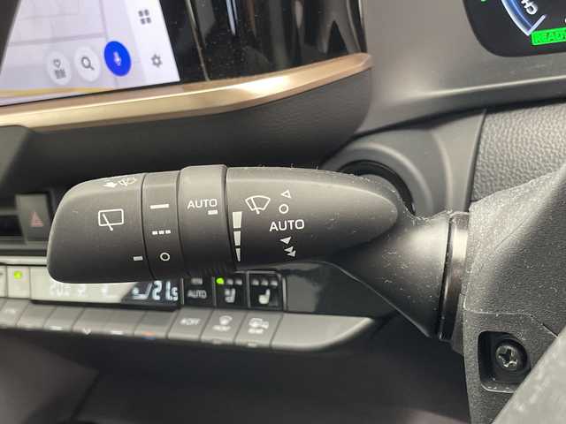 トヨタ クラウン スポーツ Z 千葉県 2024(令6)年 1.2万km プレシャスホワイトパール モデリスタエアロ/パノラマルーフ/衝突軽減ブレーキ/レーンキープアシスト/レーダークルーズコントロール/オートマチックハイビーム/全方位カメラ/純正メモリナビ/（フルセグ/Bluetooth/USB/FM/AM）/アイドリングストップ/ブラインドスポットモニター/ETC/レザーシート/シートメモリー/シートヒーター（運転席＋助手席）/エアシート（運転席＋助手席）/ステアリングスイッチ/ステアリングヒーター/デジタルインナーミラー/ヘッドアップディスプレイ/LEDヘッドライト/純正フロアマット/電動格納ミラー/純正サイドバイザー