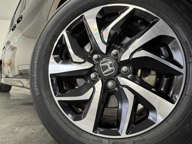 ホンダ ステップワゴン スパーダ ホンダセンシング 千葉県 2020(令2)年 4.7万km プレミアムスパークルブラックパール ガソリンターボ/FF/MTモード付インパネCVT/純正 9インチナビ VXM-207VFNi/（CD/DVD/RADIO/TV/SD/MUSIC RACK/USB/iPod/Bluetooth/CarPlay）/純正 9インチ 後席フリップダウンモニター VM-155N/バックカメラ/両側パワースライドドア/ドライブレコーダー 前後/ビルトイン ETC2.0/Honda SENSING/・衝突軽減ブレーキ［CMBS］/・車線維持支援システム［LKAS］/・路外逸脱抑制機能/・アダプティブクルーズコントロール［ACC］/・標識認識機能/・先行車発進お知らせ機能/装備/・【OP】わくわくゲート/・左右独立オートエアコン/・オートライト/・LEDヘッドライト/・LEDフロントフォグライト/・パドルシフト/・ステアリングリモコン/・純正16inAW/・保/取/・予備スマートキーx1