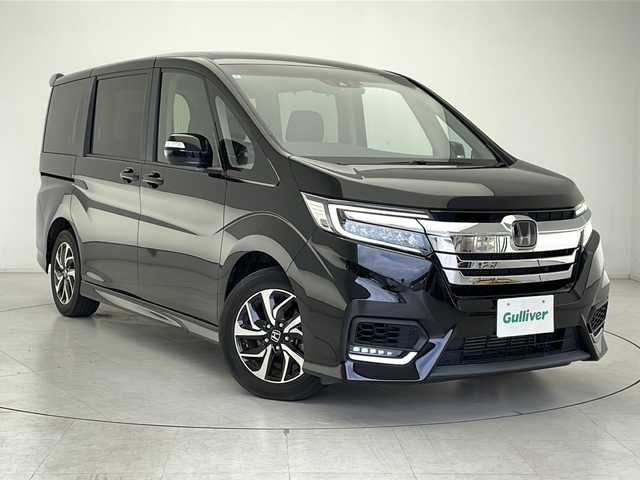 ホンダ ステップワゴン スパーダ ホンダセンシング 千葉県 2020(令2)年 4.7万km プレミアムスパークルブラックパール ガソリンターボ/FF/MTモード付インパネCVT/純正 9インチナビ VXM-207VFNi/（CD/DVD/RADIO/TV/SD/MUSIC RACK/USB/iPod/Bluetooth/CarPlay）/純正 9インチ 後席フリップダウンモニター VM-155N/バックカメラ/両側パワースライドドア/ドライブレコーダー 前後/ビルトイン ETC2.0/Honda SENSING/・衝突軽減ブレーキ［CMBS］/・車線維持支援システム［LKAS］/・路外逸脱抑制機能/・アダプティブクルーズコントロール［ACC］/・標識認識機能/・先行車発進お知らせ機能/装備/・【OP】わくわくゲート/・左右独立オートエアコン/・オートライト/・LEDヘッドライト/・LEDフロントフォグライト/・パドルシフト/・ステアリングリモコン/・純正16inAW/・保/取/・予備スマートキーx1
