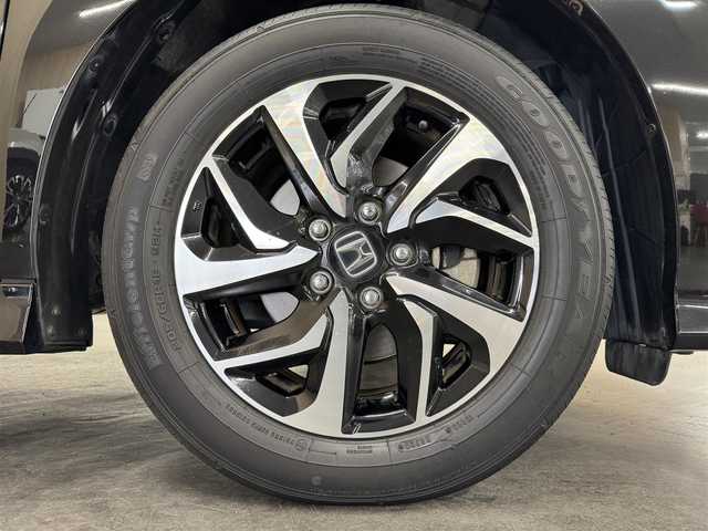 ホンダ ステップワゴン スパーダ ホンダセンシング 千葉県 2020(令2)年 4.7万km プレミアムスパークルブラックパール ガソリンターボ/FF/MTモード付インパネCVT/純正 9インチナビ VXM-207VFNi/（CD/DVD/RADIO/TV/SD/MUSIC RACK/USB/iPod/Bluetooth/CarPlay）/純正 9インチ 後席フリップダウンモニター VM-155N/バックカメラ/両側パワースライドドア/ドライブレコーダー 前後/ビルトイン ETC2.0/Honda SENSING/・衝突軽減ブレーキ［CMBS］/・車線維持支援システム［LKAS］/・路外逸脱抑制機能/・アダプティブクルーズコントロール［ACC］/・標識認識機能/・先行車発進お知らせ機能/装備/・【OP】わくわくゲート/・左右独立オートエアコン/・オートライト/・LEDヘッドライト/・LEDフロントフォグライト/・パドルシフト/・ステアリングリモコン/・純正16inAW/・保/取/・予備スマートキーx1