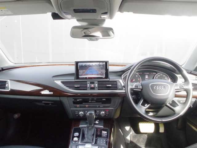 アウディ Ａ７ SB 2．0 TFSI クワトロ 岩手県 2017(平29)年 4.4万km グレイシアホワイトメタリック アシスタンスパッケージ/Audiブレーキガード/サイドアシスト/レーンアシスト/ACC/純正MMIナビ/フルセグTV/バックカメラ/パーキングエイド/アドバンストキー /BOSEサウンド/黒革シート/シートヒーター/パワーシート/LEDライト/OP20インチアルミ
