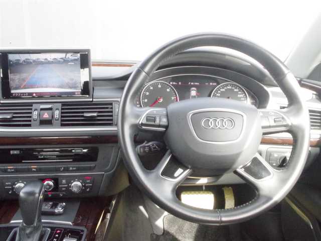 アウディ Ａ７ SB 2．0 TFSI クワトロ 岩手県 2017(平29)年 4.4万km グレイシアホワイトメタリック アシスタンスパッケージ/Audiブレーキガード/サイドアシスト/レーンアシスト/ACC/純正MMIナビ/フルセグTV/バックカメラ/パーキングエイド/アドバンストキー /BOSEサウンド/黒革シート/シートヒーター/パワーシート/LEDライト/OP20インチアルミ
