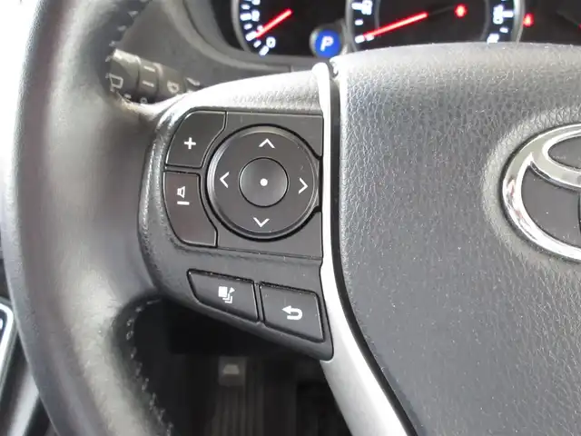 トヨタ ノア G 大阪府 2014(平26)年 8.4万km ホワイトパールクリスタルシャイン アルパイン１０インチＳＤナビ、フルセグＴＶ、/ＣＤ、ＤＶＤ、Ｂｌｕｅｔｏｏｔｈ、ＳＤ録音/純正フリップダウンモニター/両側パワースライドドア/クルーズコントロール/スマートキー２個/プッシュスタート/バックカメラ/ＥＴＣ/オートライト/フォグランプ/ＬＥＤヘッドライト/オートハイビーム/アイドリングストップ/ステアリングスイッチ/ロールサンシェード/電動格納ウィンカーミラー/純正１５インチアルミホイール