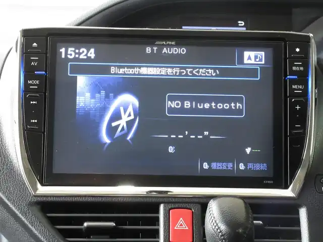 トヨタ ノア G 大阪府 2014(平26)年 8.4万km ホワイトパールクリスタルシャイン アルパイン１０インチＳＤナビ、フルセグＴＶ、/ＣＤ、ＤＶＤ、Ｂｌｕｅｔｏｏｔｈ、ＳＤ録音/純正フリップダウンモニター/両側パワースライドドア/クルーズコントロール/スマートキー２個/プッシュスタート/バックカメラ/ＥＴＣ/オートライト/フォグランプ/ＬＥＤヘッドライト/オートハイビーム/アイドリングストップ/ステアリングスイッチ/ロールサンシェード/電動格納ウィンカーミラー/純正１５インチアルミホイール