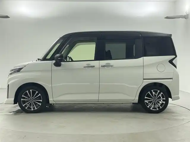 ダイハツ トール カスタムG ターボ 福井県 2021(令3)年 0.5万km ブラックマイカメタリック/パールホワイトⅢ 2トーン 純正9インチSDナビ/-Bluetooth/-CD/-DVD/-USB/-フルセグTV/両側パワースライドドア/全方位カメラ/バックカメラ/ETC/前方ドライブレコーダー/USB充電口/純正フロアマット/純正14インチアルミホイール/ステアリングスイッチ/アイドリングストップ/プッシュスタート/スマートキー/パーキングアシスト/衝突被害軽減システム/盗難防止装置