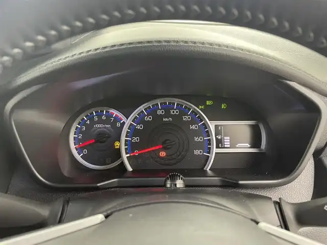 ダイハツ トール カスタムG ターボ 福井県 2021(令3)年 0.5万km ブラックマイカメタリック/パールホワイトⅢ 2トーン 純正9インチSDナビ/-Bluetooth/-CD/-DVD/-USB/-フルセグTV/両側パワースライドドア/全方位カメラ/バックカメラ/ETC/前方ドライブレコーダー/USB充電口/純正フロアマット/純正14インチアルミホイール/ステアリングスイッチ/アイドリングストップ/プッシュスタート/スマートキー/パーキングアシスト/衝突被害軽減システム/盗難防止装置