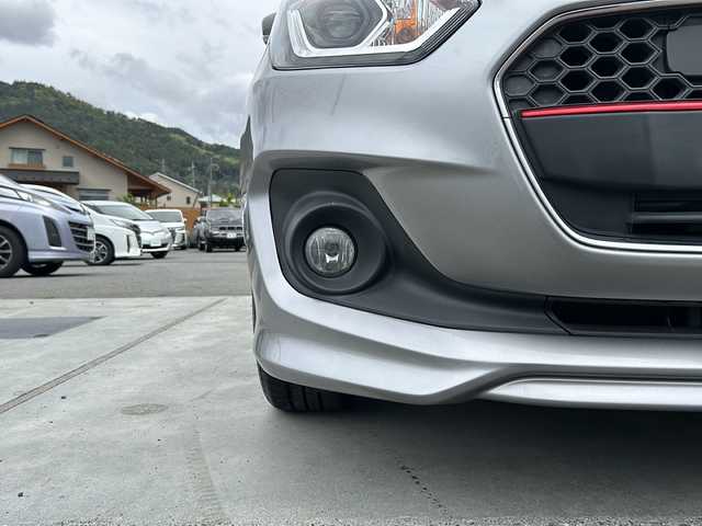 スズキ スイフト HYBRID RS 山梨県 2018(平30)年 5.3万km プレミアムシルバーメタリック ワンオーナー/セーフティパッケージ/パナソニックナビ/フルセグＴＶ　ＣＤ　ＤＶＤ　Ｂｌｕｅｔｏｏｔｈ　ＡＭＦＭ　/全方位モニター/ドライブレコーダー/プッシュスタート/純正フロアマット/レーンキープアシスト/オートマチックハイビーム/ＥＴＣ