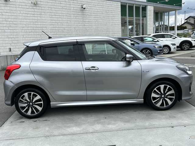 スズキ スイフト HYBRID RS 山梨県 2018(平30)年 5.3万km プレミアムシルバーメタリック ワンオーナー/セーフティパッケージ/パナソニックナビ/フルセグＴＶ　ＣＤ　ＤＶＤ　Ｂｌｕｅｔｏｏｔｈ　ＡＭＦＭ　/全方位モニター/ドライブレコーダー/プッシュスタート/純正フロアマット/レーンキープアシスト/オートマチックハイビーム/ＥＴＣ