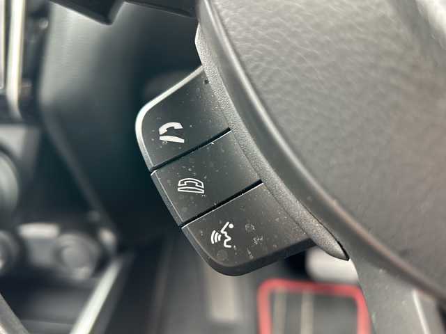 スズキ スイフト HYBRID RS 山梨県 2018(平30)年 5.3万km プレミアムシルバーメタリック ワンオーナー/セーフティパッケージ/パナソニックナビ/フルセグＴＶ　ＣＤ　ＤＶＤ　Ｂｌｕｅｔｏｏｔｈ　ＡＭＦＭ　/全方位モニター/ドライブレコーダー/プッシュスタート/純正フロアマット/レーンキープアシスト/オートマチックハイビーム/ＥＴＣ