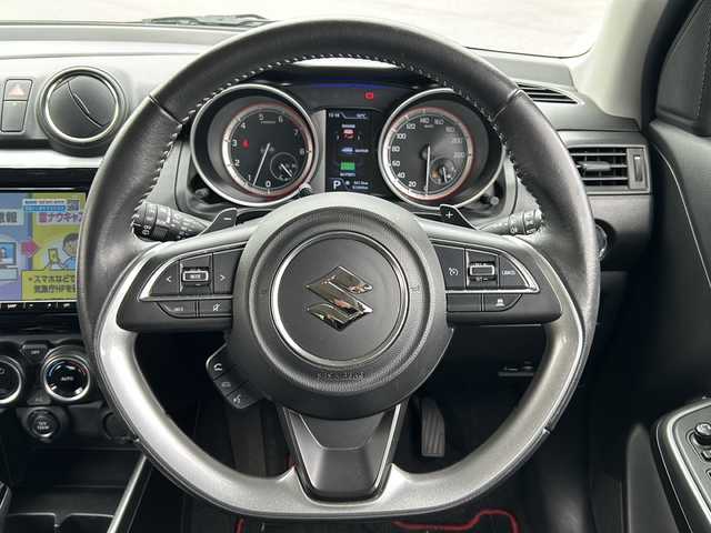 スズキ スイフト HYBRID RS 山梨県 2018(平30)年 5.3万km プレミアムシルバーメタリック ワンオーナー/セーフティパッケージ/パナソニックナビ/フルセグＴＶ　ＣＤ　ＤＶＤ　Ｂｌｕｅｔｏｏｔｈ　ＡＭＦＭ　/全方位モニター/ドライブレコーダー/プッシュスタート/純正フロアマット/レーンキープアシスト/オートマチックハイビーム/ＥＴＣ