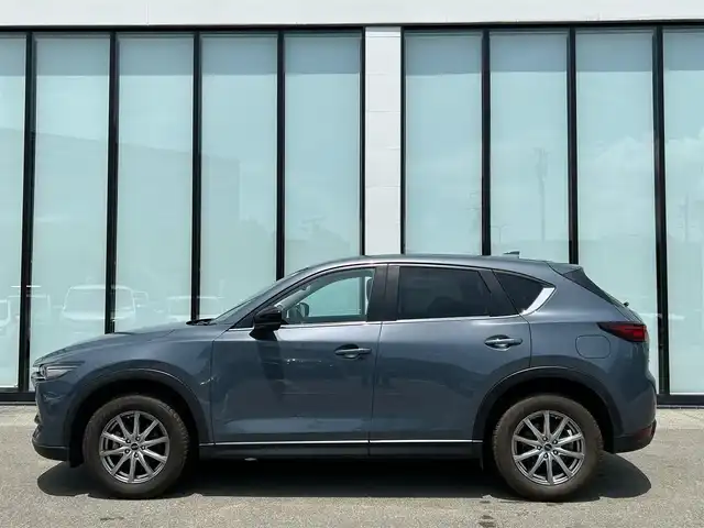 マツダ ＣＸ－５ XD ブラックトーンエディション 大阪府 2021(令3)年 6万km ポリメタルグレーM 純正１０．２５インチナビ/  フルセグTV/Bluetooth/USB/衝突軽減ブレーキ/横滑り防止装置/コーナーセンサー/全方位モニター/ＢＳＭ/前席シートヒーター/レーダークルーズコントロール/レーンキープアシスト/ステアリングスイッチ/電動リアゲート/パワーシート（運転席メモリー付き）/アイドリングストップ/前後ドライブレコーダー/純正フロアマット/プッシュスタート/スマートキー/ＥＴＣ/ＬＥＤライト
