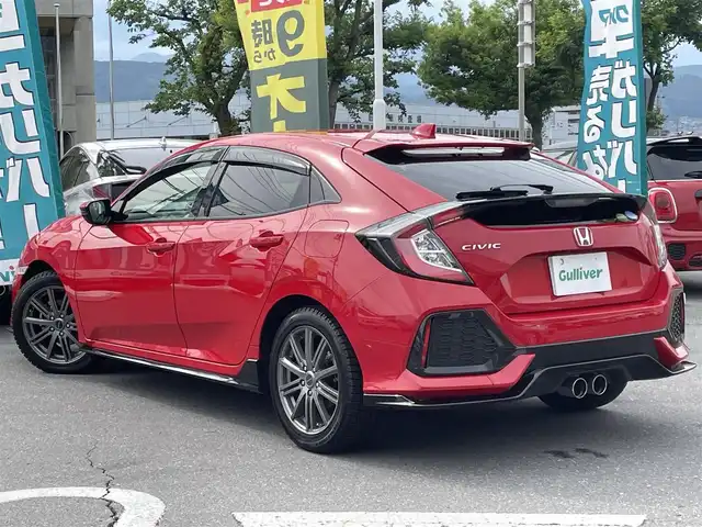 ホンダ シビック ハッチバック 長野県 2019(令1)年 1.1万km フレームレッド 純正ナビ（FM/AM、CD、DVD、BT）/ワンセグテレビ/バックカメラ/アイドリングストップ/衝突軽減システム/前席パワーシート/前席シートヒーター/クルーズコントロール追従機能有/ビルトインETC/横滑り防止装置/前後コーナーセンサー/レーンキープアシスト/純正フロアマット/ダブルサイドエアバック/カーテンエアバック/社外１７ＡＷ/LEDオートライト/保証書、取扱説明書/スマートキ―（１本）