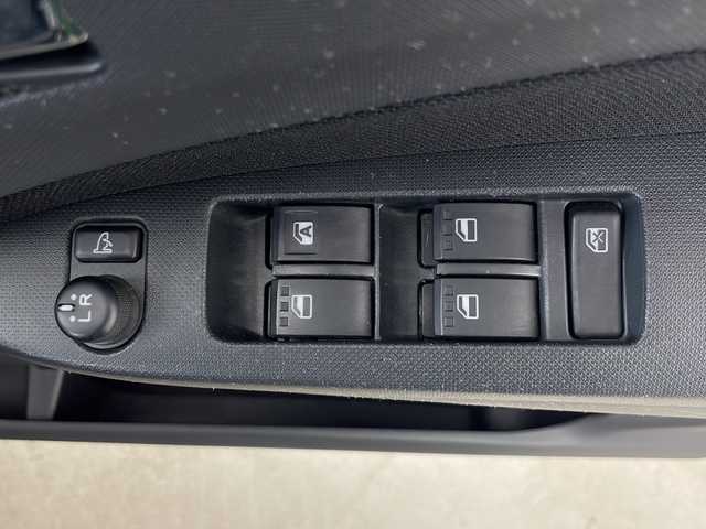 ダイハツ ムーヴ カスタム X 秋田県 2012(平24)年 4.9万km ブラックマイカメタリック ４WD/純正ナビ/（AM/FM/CD/DVD/BT）/デジタルTV/ハロゲンヘッドライト/フォグランプ/フルオートエアコン/ETC/プッシュスタート/ダブルエアバッグ/ABS/冬タイヤ積込/純正14インチアルミホイール/純正ドアバイザー/純正フロアマット