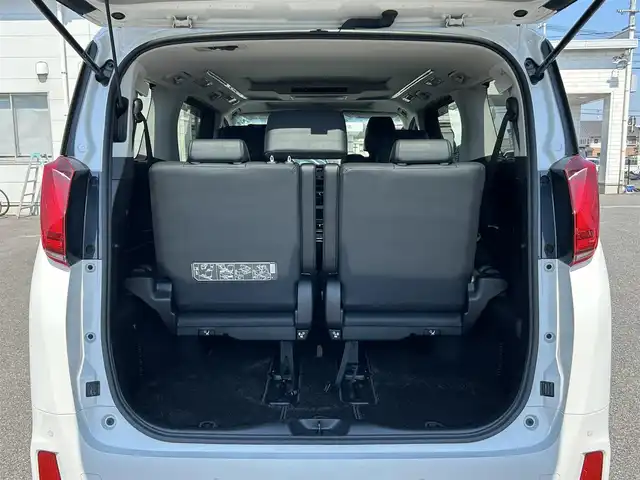 トヨタ アルファード S Cパッケージ 広島県 2021(令3)年 0.8万km ホワイトパールクリスタルシャイン ワンオーナー/サンルーフ/純正ナビ/「CD/DVD/Bluetooth/フルセグTV」/バックカメラ/ETC2.0/前後ドライブレコーダー/両側パワースライドドア/シートヒーター「D/N席」/エアシート「D/N席」/パワーシート「D席/N席/セカンドシート」/メモリシート「D席」/衝突被害軽減システム/レーダークルーズコントロール/コーナーセンサー/LEDヘッドライト/オートライト/オートマチックハイビーム/パーキングサポートブレーキ/ブラインドスポットモニター/リアクロストラフィックアラート/デジタルインナーミラー/電動パーキングシステム/電動ホールドシステム/フリップダウンモニター/ステアリングヒーター/プッシュスタート/保証書/取扱説明書