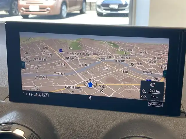 アウディ Ｑ２ 35TDIアドバンスド 熊本県 2023(令5)年 1万km グレイシアホワイトメタリック ・スマートキー/・プッシュスタート/・パーキングエイド/・ADA/・距離警告/・Audiプレセンス/・Audiアクティブレーンアシスト/・休憩の推奨/・ハイビームアシスト/・クルーズコントロール(追従式)/・前席シートヒーター /・純正メモリナビ/　【DVD・Bluetooth・USB・SD・AUX】/・フルセグTV/・バックカメラ/・ETC2.0/・ドライブレコーダー(前後録画)/・バーチャルコクピット/・パワーバックドア/・LEDヘッドランプ/・純正マット