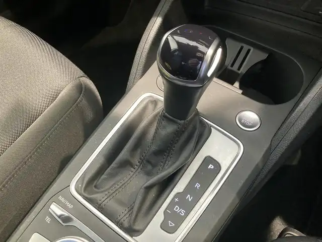 アウディ Ｑ２ 35TDIアドバンスド 熊本県 2023(令5)年 1万km グレイシアホワイトメタリック ・スマートキー/・プッシュスタート/・パーキングエイド/・ADA/・距離警告/・Audiプレセンス/・Audiアクティブレーンアシスト/・休憩の推奨/・ハイビームアシスト/・クルーズコントロール(追従式)/・前席シートヒーター /・純正メモリナビ/　【DVD・Bluetooth・USB・SD・AUX】/・フルセグTV/・バックカメラ/・ETC2.0/・ドライブレコーダー(前後録画)/・バーチャルコクピット/・パワーバックドア/・LEDヘッドランプ/・純正マット