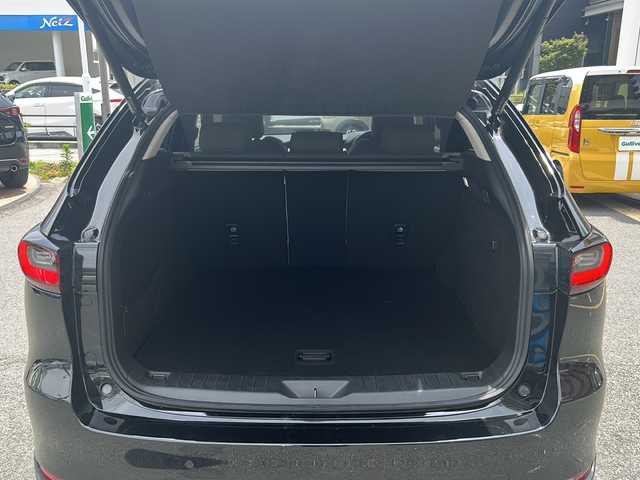 マツダ ＣＸ－６０ XD Lパッケージ 大阪府 2023(令5)年 3.6万km ジェットブラックマイカ ワンオーナー/１２．３インチセンターディスプレイ/純正ナビ・AM/FM/Bulethooth//Apple car play/Android Auto/３６０度ビュー・モニター/レーンキープ・アシスト・システム/緊急時車線維持支援/ブラインド・スポット・モニタリング/スマート・ブレーキ・サポート/前側方接近車両検知/マツダ・レーダー・クルーズ・コントロール/クルージング＆トラフィック・サポート/アクティブ・ドライビング・ディスプレイ/運転席10wayパワーシート＆ドライビングポジションメモリー/助手席８way パワーシート/全席シートヒーター/ドライビングポジションメモリー機能/マツダ・ハーモニック・アコースティック＋８スピーカー/ETC