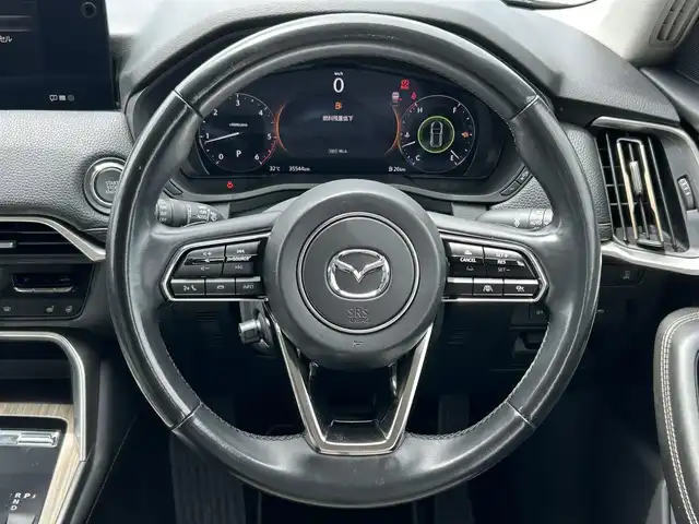 マツダ ＣＸ－６０ XD Lパッケージ 熊本県 2023(令5)年 3.6万km ジェットブラックマイカ ワンオーナー/純正ナビ/・AM/FM/USB/HDMI/BT/・AndroidAuto/AppleCarPlay/全周囲カメラ/・バック/フロント/サイド/i-ACTIVSENSE/・クルージング＆トラフィックサポート/・標識連動車速設定/・アダプティブLEDヘッドライト/・交通標識認識システム/・パーキングセンサー/・トラクションコントロールシステム/・オートマチックハイビーム/・ブラインドスポットモニター/レーダークルーズコントロール/前後コーナーセンサー/ヘッドアップディスプレイ/革巻きステアリング/・ステアリングリモコン/・ステアリングヒーター/・パドルシフト/レザーシート/・全席シートヒーター/・D/N席パワーシート/・D席シートメモリー/置くだけ充電/ETC/電動格納ミラー/・ウィンカーミラー/電動サイドブレーキ/・オートホールドボタン/ドアバイザー/トノカバー/純正フロアマット/純正アルミホイール/スマートキー