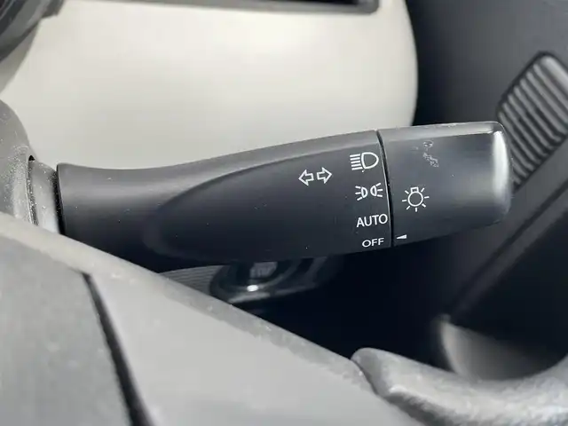 スズキ スペーシア HYBRID G 埼玉県 2018(平30)年 8.5万km ピュアホワイトP (株)IDOMが運営する【じしゃロン川越店】の自社ローン専用車両になります。/こちらは現金またはオートローンご利用時の価格です。/自社ローンご希望の方は別途その旨お申付け下さい/ワンオーナー　/社外ナビ　/ワンセグＴＶ　/ＥＴＣ　/両側スライドドア　/電動格納ミラー　/純正フロアマット　/スマートキー　/ドアバイザー　/スペアキー
