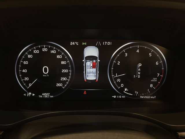 ボルボ ＸＣ６０ T5 AWD インスクリプション 新潟県 2018(平30)年 4.5万km クリスタルホワイトP インテリセーフ/純正HDDナビ/(CD/DVD/Bluetooth/USB/フルセグTV)/360度カメラ/ETC/ドライブレコーダー/アダプティブクルーズコントロール/ブラインドスポットアシスト/プリクラッシュブレーキ/レーンキープアシスト/ブラウンレザーシート /シートベンチレーション/シートヒーター /ステアリングヒーター/メモリ付きパワーシート/パワーバックドア/純正19インチアルミホイール/LEDヘッドライト