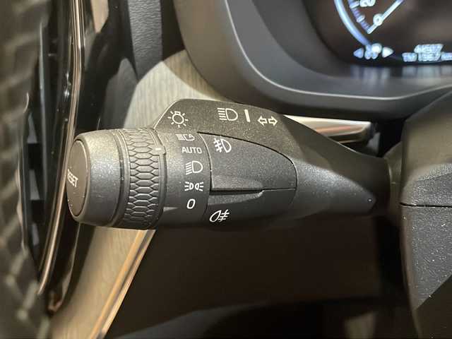 ボルボ ＸＣ６０ T5 AWD インスクリプション 新潟県 2018(平30)年 4.5万km クリスタルホワイトP インテリセーフ/純正HDDナビ/(CD/DVD/Bluetooth/USB/フルセグTV)/360度カメラ/ETC/ドライブレコーダー/アダプティブクルーズコントロール/ブラインドスポットアシスト/プリクラッシュブレーキ/レーンキープアシスト/ブラウンレザーシート /シートベンチレーション/シートヒーター /ステアリングヒーター/メモリ付きパワーシート/パワーバックドア/純正19インチアルミホイール/LEDヘッドライト