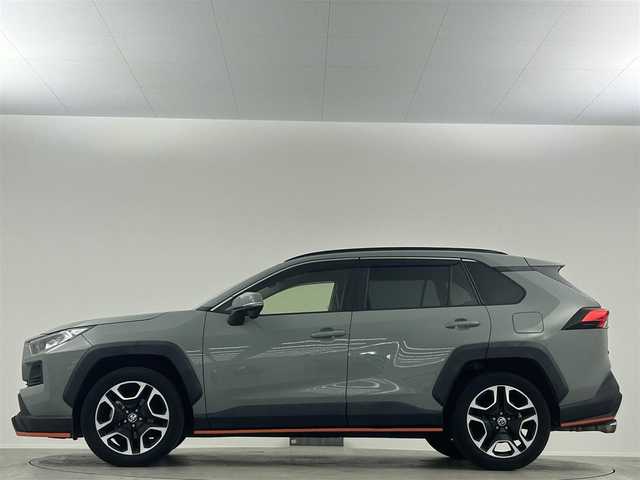 トヨタ ＲＡＶ４ アドベンチャー 埼玉県 2020(令2)年 5.7万km アーバンカーキ 純正ナビ 液晶ミラー BSM ドラレコ ETC　レーダークルーズコントロール　レーンアシスト　衝突被害軽減システム　オートハイビーム　パワーシート　前後コーナーセンサー　バックカメラ