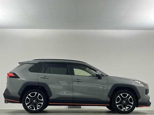 トヨタ ＲＡＶ４ アドベンチャー 埼玉県 2020(令2)年 5.7万km アーバンカーキ 純正ナビ 液晶ミラー BSM ドラレコ ETC　レーダークルーズコントロール　レーンアシスト　衝突被害軽減システム　オートハイビーム　パワーシート　前後コーナーセンサー　バックカメラ
