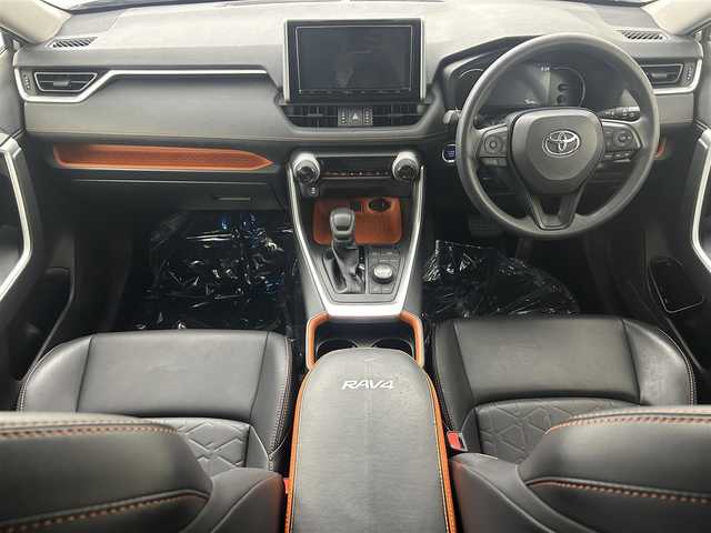 トヨタ ＲＡＶ４ アドベンチャー 埼玉県 2020(令2)年 5.7万km アーバンカーキ 純正ナビ 液晶ミラー BSM ドラレコ ETC　レーダークルーズコントロール　レーンアシスト　衝突被害軽減システム　オートハイビーム　パワーシート　前後コーナーセンサー　バックカメラ