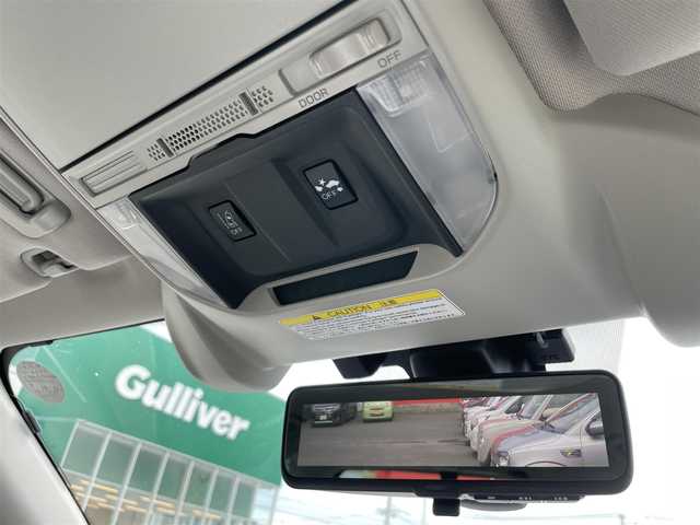 スバル フォレスター プレミアム 青森県 2019(令1)年 5.5万km クリスタルホワイトP 4WD/純正メモリナビ・フルセグTV/CD・DVD・Bluetooth・SD/フロント・サイド・バックカメラ/前席パワーシート/前後席シートヒーター/ステアリングヒーター/OPアイサイトセーフティプラス（視界拡張）/OPスマートリアビューモニター/衝突軽減ブレーキ/追従クルーズコントロール/ツーリングアシスト/レーンキープアシスト/アダプティブドライビングビーム/リアビークルディテクション/サイド・カーテンエアバッグ/LEDヘッドライト/LEDフォグランプ/OPルーフレール/純正18インチAW夏タイヤ/社外17インチAWスタッドレスタイヤ有/スペアキー/保証書・取説書