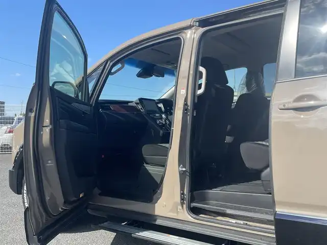 三菱 デリカＤ：５ G パワーパッケージ 千葉県 2022(令4)年 3.1万km 茶 AIS検査済み/【2508013513】社外パーツ取り付け済み/全塗装　/ＪＡＯＳフロントグリル／オーバーフェンダー　（社外）/ＴＯＹＯオープンカントリーＲ／Ｔ新品タイヤ　（社外）/ＷＥＤＳマッドヴァンスＸ新品アルミ　（社外）/ボンネットエンブレム　/純正10.1インチナビ　/全方位カメラ　/オートサイドステップ/両側パワースライドドア/パワーバックドア/前席シートヒーター/ステアリングヒーター/パドルシフト