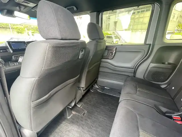 ホンダ Ｎ ＢＯＸ G L ホンダセンシング 福岡県 2018(平30)年 10万km シャイニンググレーM (株)IDOMが運営する【じしゃロン八幡西店】の自社ローン専用車両になります。こちらは現金またはオートローンご利用時の価格です。自社ローンご希望の方は別途その旨お申付け下さい/ホンダセンシング/純正ナビ VXM-184VFi/TV/CD/DVD/BT/バックカメラ/パワースライドドア/クルーズコントロール/ETC