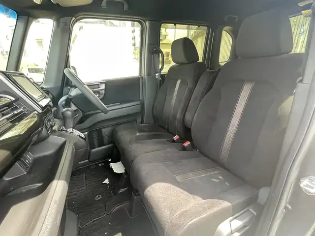 ホンダ Ｎ ＢＯＸ G L ホンダセンシング 福岡県 2018(平30)年 10万km シャイニンググレーM (株)IDOMが運営する【じしゃロン八幡西店】の自社ローン専用車両になります。こちらは現金またはオートローンご利用時の価格です。自社ローンご希望の方は別途その旨お申付け下さい/ホンダセンシング/純正ナビ VXM-184VFi/TV/CD/DVD/BT/バックカメラ/パワースライドドア/クルーズコントロール/ETC