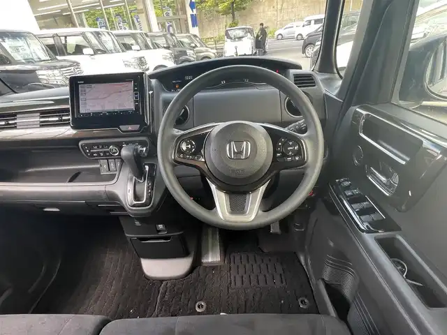 ホンダ Ｎ ＢＯＸ G L ホンダセンシング 福岡県 2018(平30)年 10万km シャイニンググレーM (株)IDOMが運営する【じしゃロン八幡西店】の自社ローン専用車両になります。こちらは現金またはオートローンご利用時の価格です。自社ローンご希望の方は別途その旨お申付け下さい/ホンダセンシング/純正ナビ VXM-184VFi/TV/CD/DVD/BT/バックカメラ/パワースライドドア/クルーズコントロール/ETC