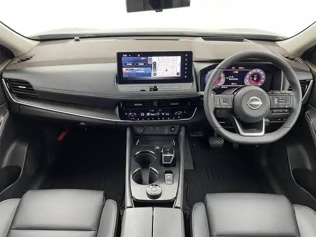 日産 エクストレイル G e－4ORCE 福井県 2023(令5)年 3.7万km ダイヤモンドブラック ４WD/プロパイロット/・衝突軽減ブレーキ/・車線逸脱警報機能/・レーンキープアシスト/・クルーズコントロール（追従有）/12.3インチコネクトナビ/【AM/FM/Bluetooth/フルセグTV】/アラウンドビューモニター/ETC2.0/電動リアゲート/レザーシート/パワーシート/シートヒーター（全席）/ハンドルヒーター/プッシュスタート/スマートキー/オートライト/LEDヘッドライド/LEDフォグライド/電源ソケット（ＤＣ１２Ｖ）/・ワイヤレス充電器/・ＵＳＢ電源ポート（ＴＹＰＥ－Ｃ）/・１００Ｖ　ＡＣ電源（１５００Ｗ）