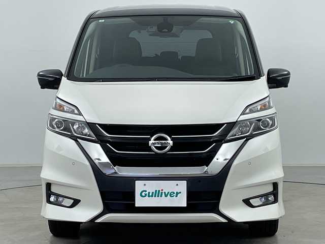 日産 セレナ ハイウェイスターVセレクションⅡ 道央・札幌 2019(令1)年 6.9万km ブリリアントホワイトパール 2トーン ・４WD/・純正ナビ(TV&BT&CD&DVD)/・寒冷地仕様/・車線逸脱警報/・車線逸脱防止支援システム/・純正フリップダウンモニター/・TVキャンセラー/・純正デジタルインナーミラー/・両側パワースライドドア/・バックカメラ/・サイドカメラ/・全方位カメラ/・ハンズフリースライドドア/・純正ドラレコ/・純正ビルトインETC/・LEDヘッドライト/・ドアミラーヒーター/・プッシュスタート/・スマートキー