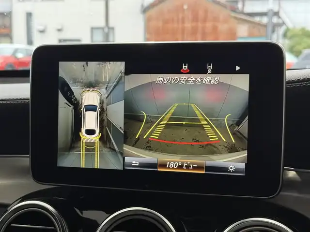 メルセデス・ベンツ ＧＬＣ２００ クーペスポーツ 静岡県 2017(平29)年 3.3万km ダイヤモンドホワイト レーダーセーフティパッケージ/・アクティブブレーキアシスト/・PRE-SAFEプラス/・PRE-SAFE/・アクティブレーンキーピングアシスト/・アクティブブラインドスポットアシスト/・アクティブディスタンスアシスト・ディストロニック/・アクティブステアリングアシスト/・チャイルドセーフティシートセンサー/ハーフレザーシート/電動リアゲート/COMANDシステム/(CD/Bluetooth/フルセグ)/360°カメラ/アダプティブクルーズコントロール/レーンキープアシスト/パーキングアシスト/メモリー付パワーシート/シートヒーター/キーレスゴー/純正フロアマット/純正19インチアルミホイール