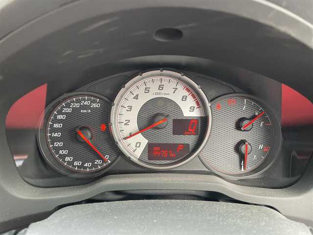 トヨタ ８６ GT リミテッド 茨城県 2015(平27)年 4.5万km ピュアレッド 純正SDナビ/・Bluetooth/フルセグTV/DVD/CD/パドルシフト/クルーズコントロール追従無し/バックカメラ/純正フロアマット/ハーフレザーシート/シートヒーターD+N席/リアガラス　エアロ装着（メーカ　TRD）/純正17インチAW/スタッドレスタイヤ/コーナーセンサー前後/LEDオートヘッドライト/フォグランプ/スポーツモード/スノーモード/Wエアバック/カーテンエアバック/冷房AAC/スマートキー/スペアキー1本