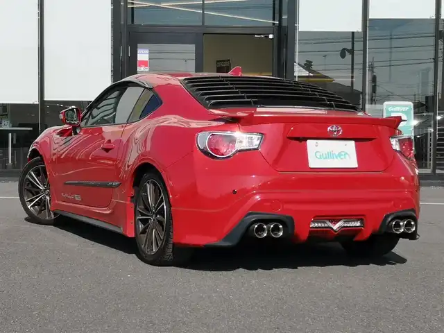 トヨタ ８６ GT リミテッド 茨城県 2015(平27)年 4.5万km ピュアレッド 純正ナビ/【AM・FM・CD・DVD・SD・TV・BT・DS・USB・VTR】/シートヒーター/TRDエアロパーツ/TRDマフラー/TRDリアデュフューザー/TRDリアウィンドウルーバー/フロントフェンダーフィン/パドルシフト/クルーズコントロール/ETC/バックカメラ/純正フロアマット/ハーフレザーシート/純正17インチAW/コーナーセンサー前後/オートライト/キセノンライト/Fフォグ