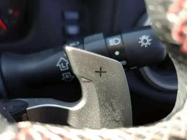 トヨタ ８６ GT リミテッド 茨城県 2015(平27)年 4.5万km ピュアレッド 純正ナビ/【AM・FM・CD・DVD・SD・TV・BT・DS・USB・VTR】/シートヒーター/TRDエアロパーツ/TRDマフラー/TRDリアデュフューザー/TRDリアウィンドウルーバー/フロントフェンダーフィン/パドルシフト/クルーズコントロール/ETC/バックカメラ/純正フロアマット/ハーフレザーシート/純正17インチAW/コーナーセンサー前後/オートライト/キセノンライト/Fフォグ