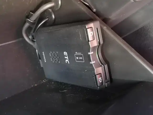 トヨタ ８６ GT リミテッド 茨城県 2015(平27)年 4.5万km ピュアレッド 純正ナビ/【AM・FM・CD・DVD・SD・TV・BT・DS・USB・VTR】/シートヒーター/TRDエアロパーツ/TRDマフラー/TRDリアデュフューザー/TRDリアウィンドウルーバー/フロントフェンダーフィン/パドルシフト/クルーズコントロール/ETC/バックカメラ/純正フロアマット/ハーフレザーシート/純正17インチAW/コーナーセンサー前後/オートライト/キセノンライト/Fフォグ