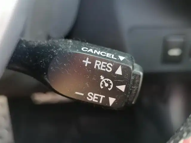 トヨタ ８６ GT リミテッド 茨城県 2015(平27)年 4.5万km ピュアレッド 純正ナビ/【AM・FM・CD・DVD・SD・TV・BT・DS・USB・VTR】/シートヒーター/TRDエアロパーツ/TRDマフラー/TRDリアデュフューザー/TRDリアウィンドウルーバー/フロントフェンダーフィン/パドルシフト/クルーズコントロール/ETC/バックカメラ/純正フロアマット/ハーフレザーシート/純正17インチAW/コーナーセンサー前後/オートライト/キセノンライト/Fフォグ