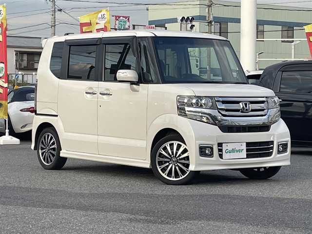 ホンダ Ｎ ＢＯＸ G ターボ Lパッケージ 愛知県 2017(平29)年 5.8万km プレミアムホワイトパールⅡ /禁煙/ワンオーナー//純正ナビ/BT/TV/CD//バックカメラ/ETC//両側パワースライドドア//革巻きステア/ステアスイッチ/パドルシフト//リアロールサンシェード//ハーフレザーシート//クルーズコントロール//横滑り防止//純正15インチAW//プッシュスタート/スマートキー//HIDオートライト/LEDフォグ/LEDルームランプ//オートリトラウィンカーミラー//純正フロアマット//純正ドアバイザー//保証書//取扱説明書//スペアスマートキー有り