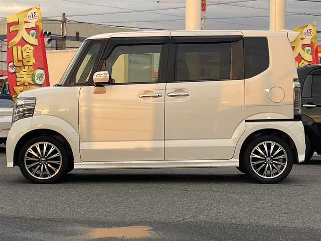 ホンダ Ｎ ＢＯＸ G ターボ Lパッケージ 愛知県 2017(平29)年 5.8万km プレミアムホワイトパールⅡ /禁煙/ワンオーナー//純正ナビ/BT/TV/CD//バックカメラ/ETC//両側パワースライドドア//革巻きステア/ステアスイッチ/パドルシフト//リアロールサンシェード//ハーフレザーシート//クルーズコントロール//横滑り防止//純正15インチAW//プッシュスタート/スマートキー//HIDオートライト/LEDフォグ/LEDルームランプ//オートリトラウィンカーミラー//純正フロアマット//純正ドアバイザー//保証書//取扱説明書//スペアスマートキー有り