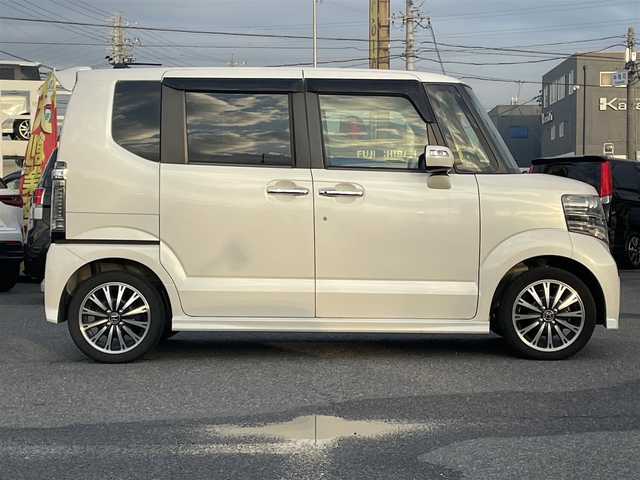 ホンダ Ｎ ＢＯＸ G ターボ Lパッケージ 愛知県 2017(平29)年 5.8万km プレミアムホワイトパールⅡ /禁煙/ワンオーナー//純正ナビ/BT/TV/CD//バックカメラ/ETC//両側パワースライドドア//革巻きステア/ステアスイッチ/パドルシフト//リアロールサンシェード//ハーフレザーシート//クルーズコントロール//横滑り防止//純正15インチAW//プッシュスタート/スマートキー//HIDオートライト/LEDフォグ/LEDルームランプ//オートリトラウィンカーミラー//純正フロアマット//純正ドアバイザー//保証書//取扱説明書//スペアスマートキー有り