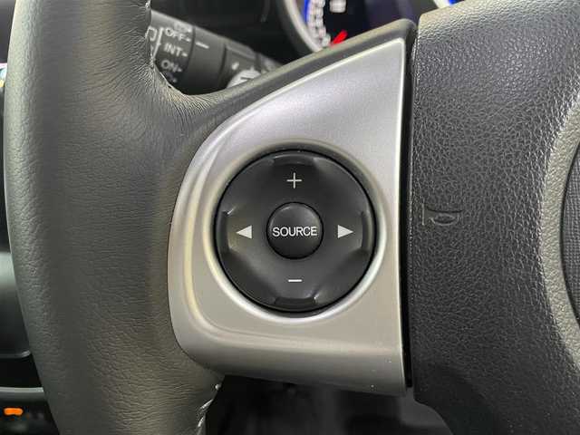 ホンダ Ｎ ＢＯＸ G ターボ Lパッケージ 愛知県 2017(平29)年 5.8万km プレミアムホワイトパールⅡ /禁煙/ワンオーナー//純正ナビ/BT/TV/CD//バックカメラ/ETC//両側パワースライドドア//革巻きステア/ステアスイッチ/パドルシフト//リアロールサンシェード//ハーフレザーシート//クルーズコントロール//横滑り防止//純正15インチAW//プッシュスタート/スマートキー//HIDオートライト/LEDフォグ/LEDルームランプ//オートリトラウィンカーミラー//純正フロアマット//純正ドアバイザー//保証書//取扱説明書//スペアスマートキー有り