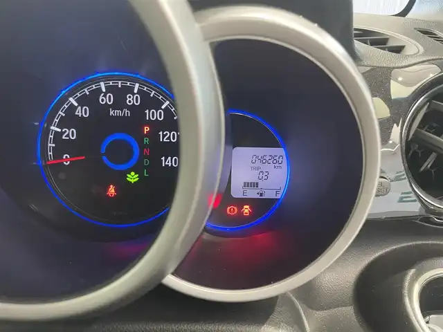 ホンダ Ｎ ＢＯＸ カスタム G Lパッケージ 鹿児島県 2017(平29)年 4.7万km プレミアムホワイトパールⅡ 純正ディスプレイ付きCDオーディオ/ワンセグ/CD/AM/FM/バックカメラ/シティブレーキアクティブシステム/両側パワースライドドア/ETC/オートライト/HIDヘッドライト/純正14インチアルミホイール/純正ラバーマット/ドアバイザー