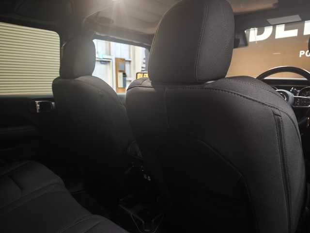 クライスラー・ジープ ジープ ラングラー アンリミテッド サハラ 群馬県 2019(令1)年 2.2万km グラニトクリスタル ACC/フロント＆サイド＆バックカメラ/ブラインドスポットアシスト/フルセグTV/純正ナビ/LEDヘッドライト/アンドロイドオート/ETC2.0/スマートキー/パークアシスト/プッシュスタート